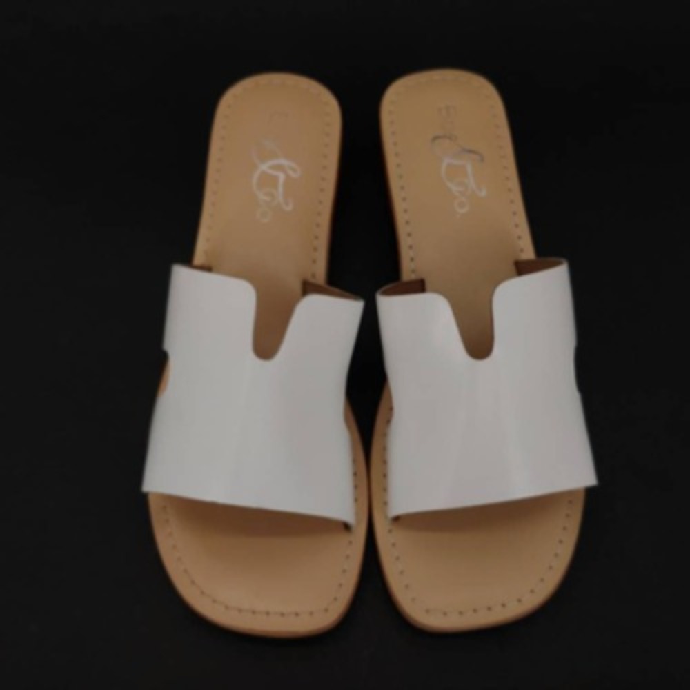 Bos. & Co. Shoes Sandals Womens Imani White 6 Leather Slides Cutout New